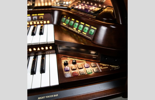 Used Lowrey Prestige Plus Organ All Inclusive Top Grade Package (SN:913-040811) - Image 10